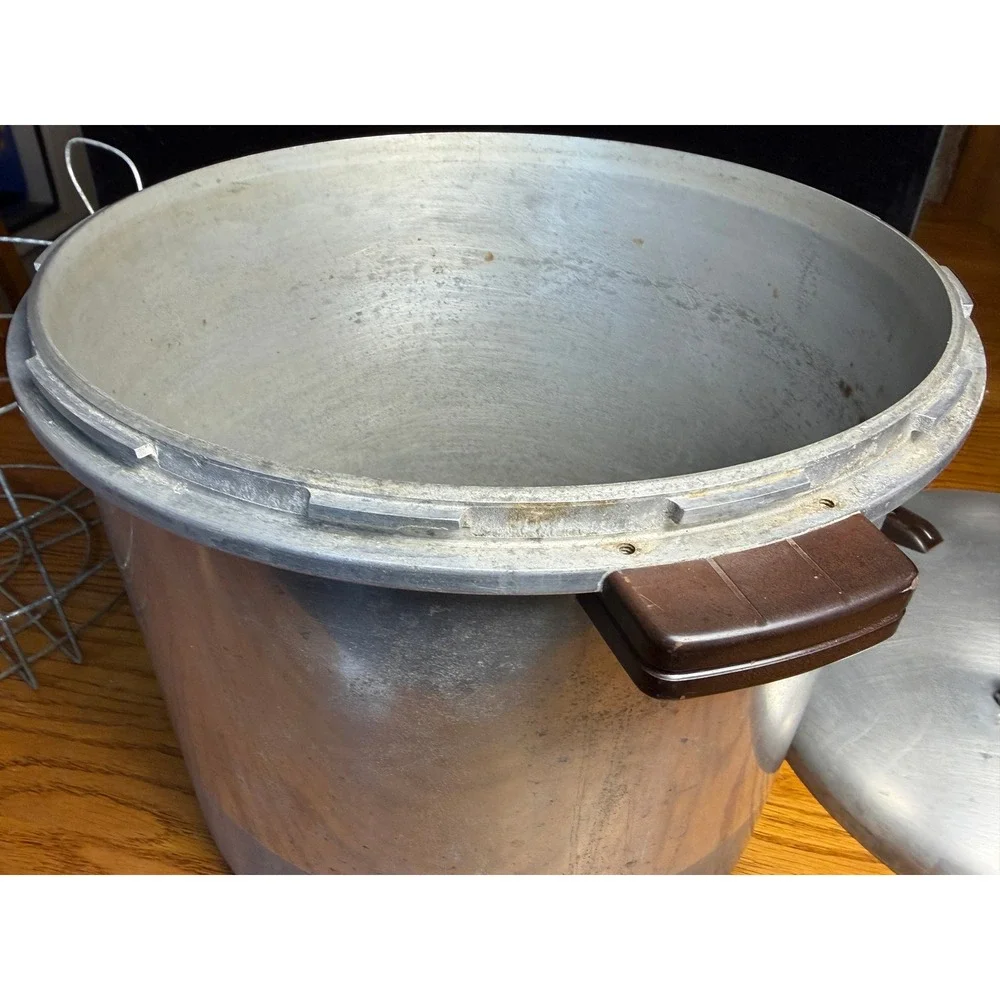 Vintage Presto 21-B Pressure Cooker Canner: 21 Quart Aluminum with Rack